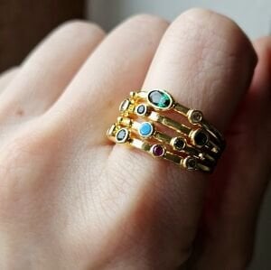 Çok Taşlı Büyük Yüzük