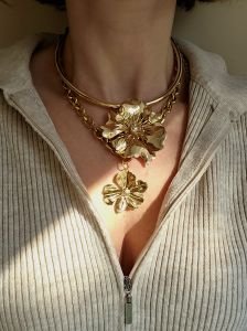 Gold Rose Choker