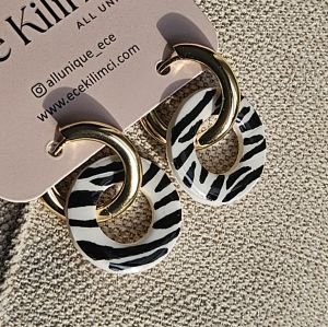 Zebra Halka Küpe